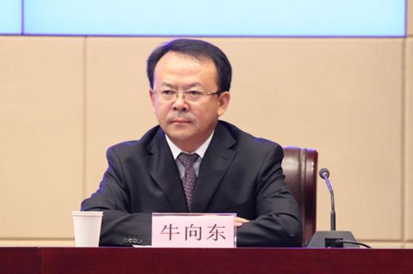 离京赴甘肃的这名北大经济学博士,被指从政动机不纯工于算计