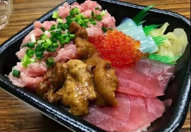 日本黑帮开居酒屋，价格太便宜引警方怀疑抓捕！黑帮：我太难了