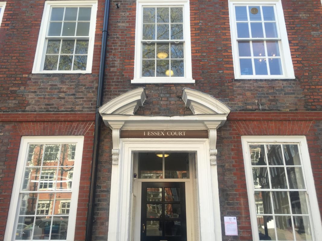 被中国制裁的英国公司：迅速发声明做切割，但挡不住员工集体离职